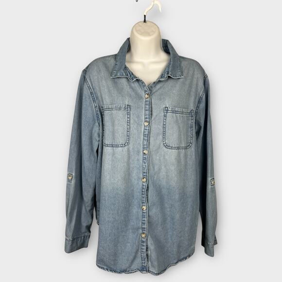 Women's XL Light Wash Denim Jean Blouse Top Roll Tab Sleeves Classic Staple - Picture 1 of 8